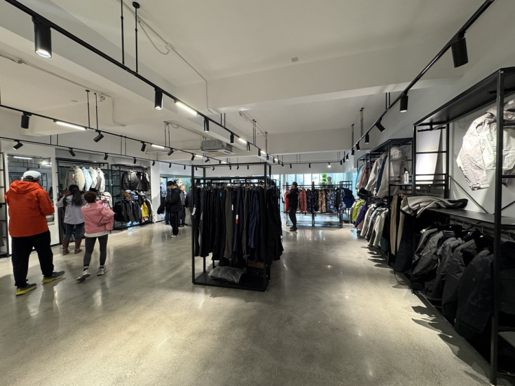 浙江布局戶外經(jīng)濟(jì)新賽道 日常用品升級(jí)引領(lǐng)健康生活新風(fēng)尚